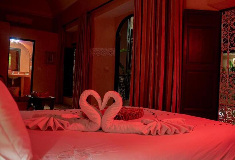 اتاق پریمیوم چهارنفره, Riad Romance