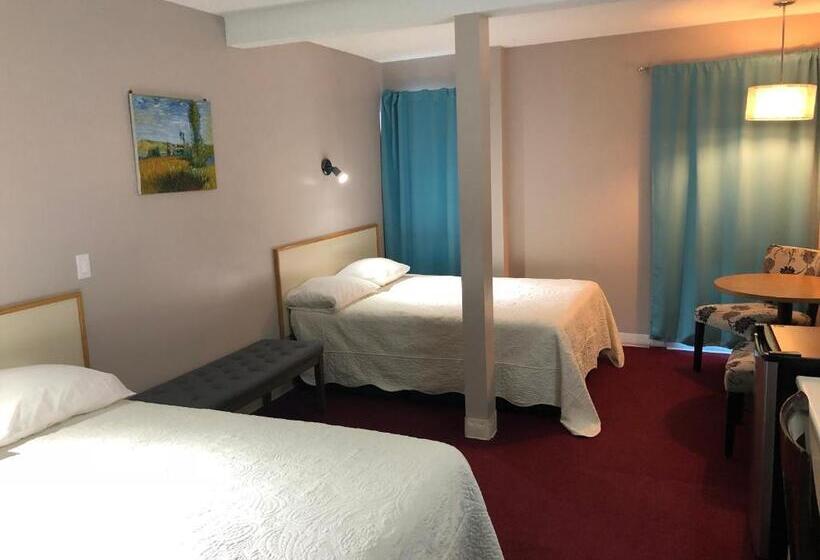 스탠다드 룸 더블 침대 2개, Voyageur Motel