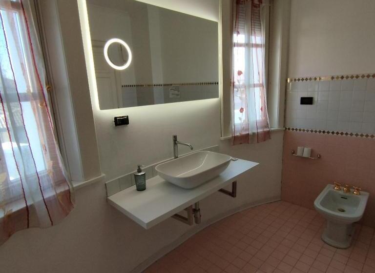 Standard room with outdoor bath, Villa Danieli