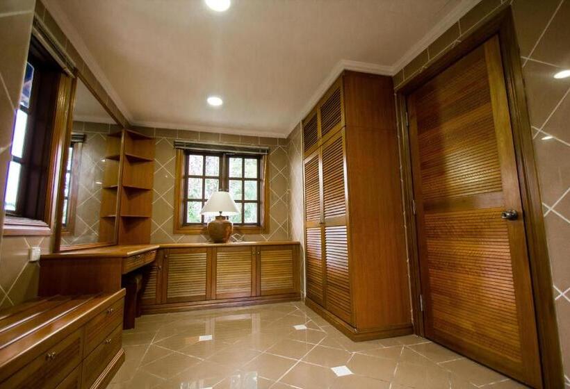 Президентский Люкс, Carpe Diem Orchard Home