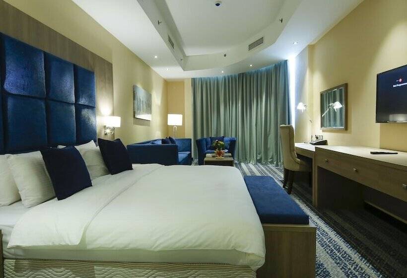 اتاق لوکس, The Castle Premium